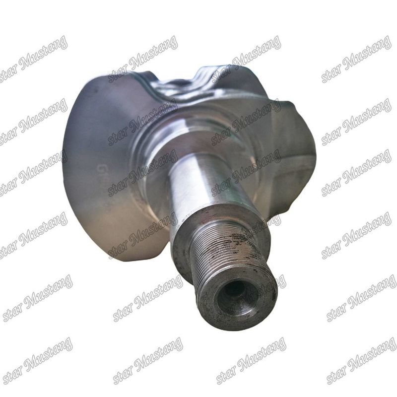 W04D Engine Crankshaft Forged Steel 8 Holes 13411-1592 For HINO Engine Spare Parts
