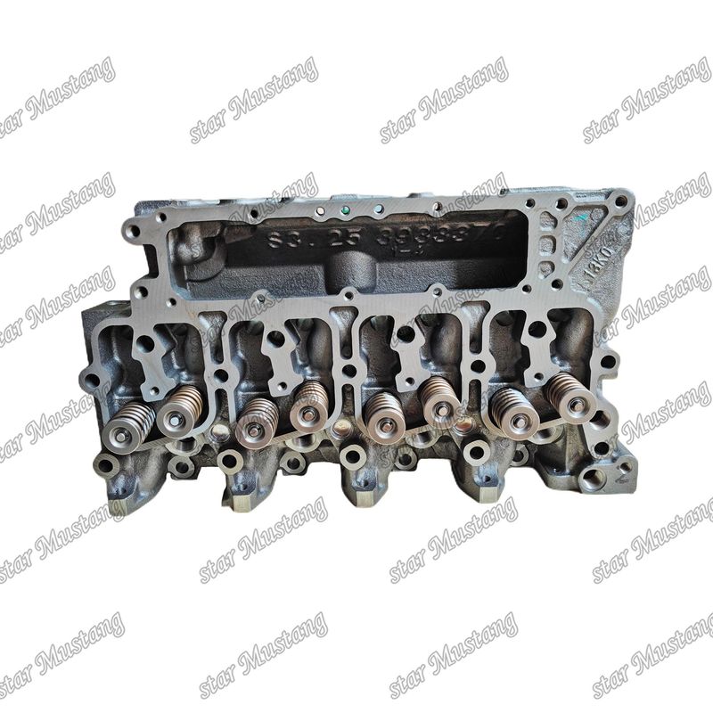 4D102 Engine Cylinder Head Assembly 3933370 3966454 3933352 For Cummins Engine Spare Parts
