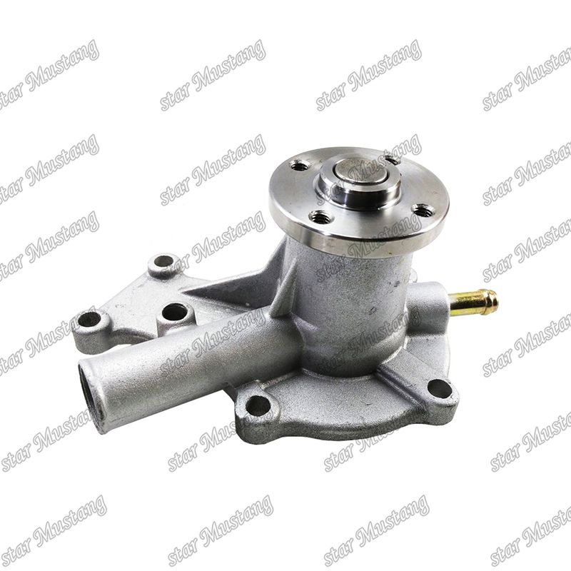 Water pump D640 D662 D722 19883-73030 15881-73030 15881-73033 1E051-73030 1E051-73034  For Kubota Engine Spare Parts